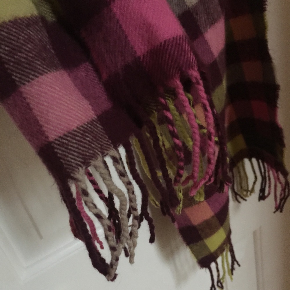Softer than cashmere? D&Y maroon/pink/orange Scarf - Picture 3 of 6
